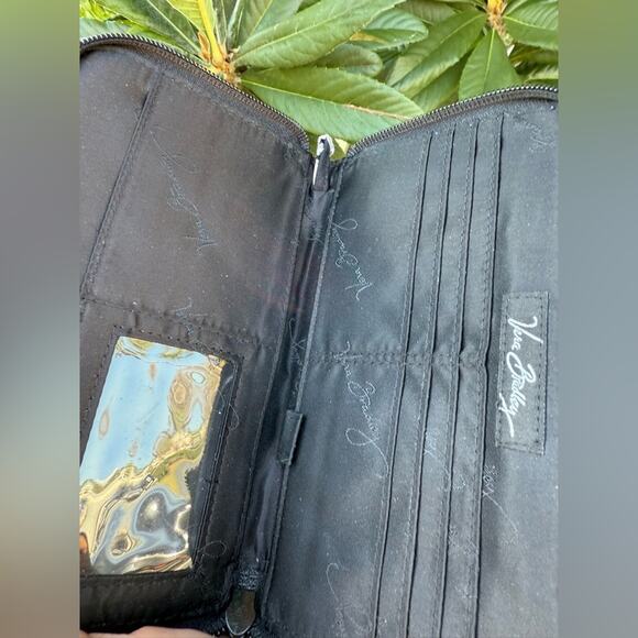 Vera Bradley zip around wallet/wristlet nwot - Picture 2 of 3